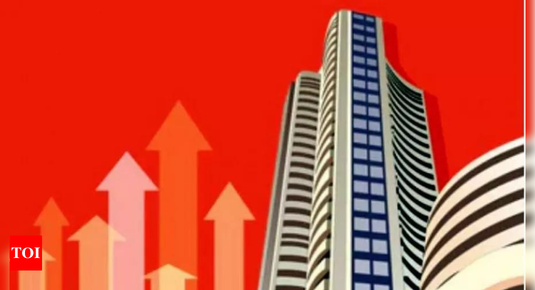 Sensex tanks 4,000 points in week on signs of slower US rate cuts – Times of India