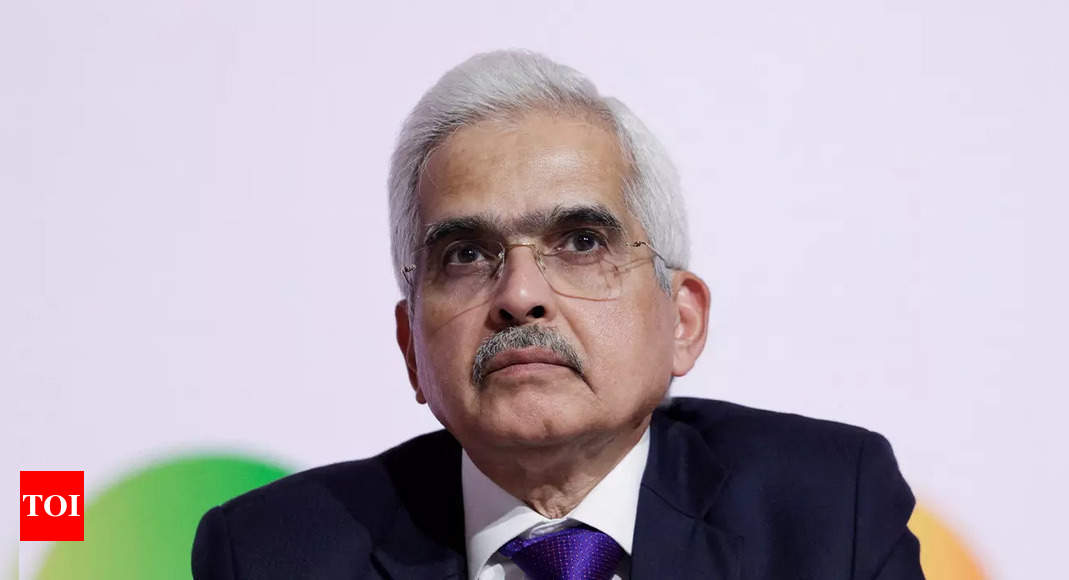 Speculation over RBI chief Shaktikanta Das’ future heats up after GDP miss – Times of India