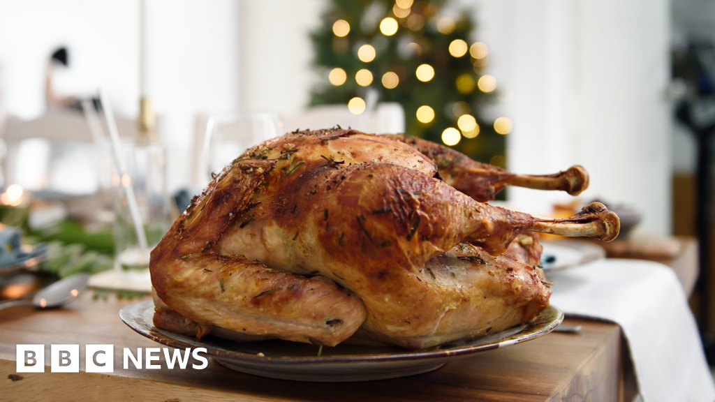 Union threatens turkey shortage this Christmas