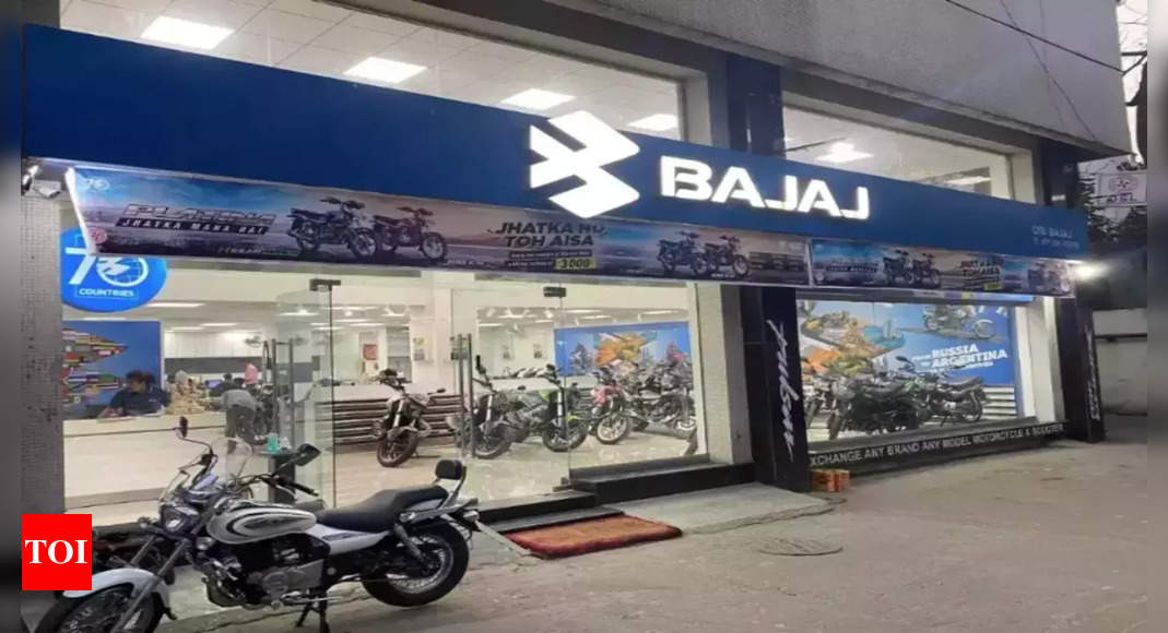 Bajaj Auto December sales decline to 3,23,125 units – Times of India