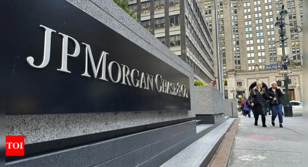 JPMorgan’s net income jumps 50% to more than  billion in the final quarter of 2024 – Times of India