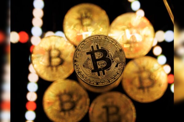 Bitcoin slides below ,000 as crypto selloff gathers steam – The Times of India